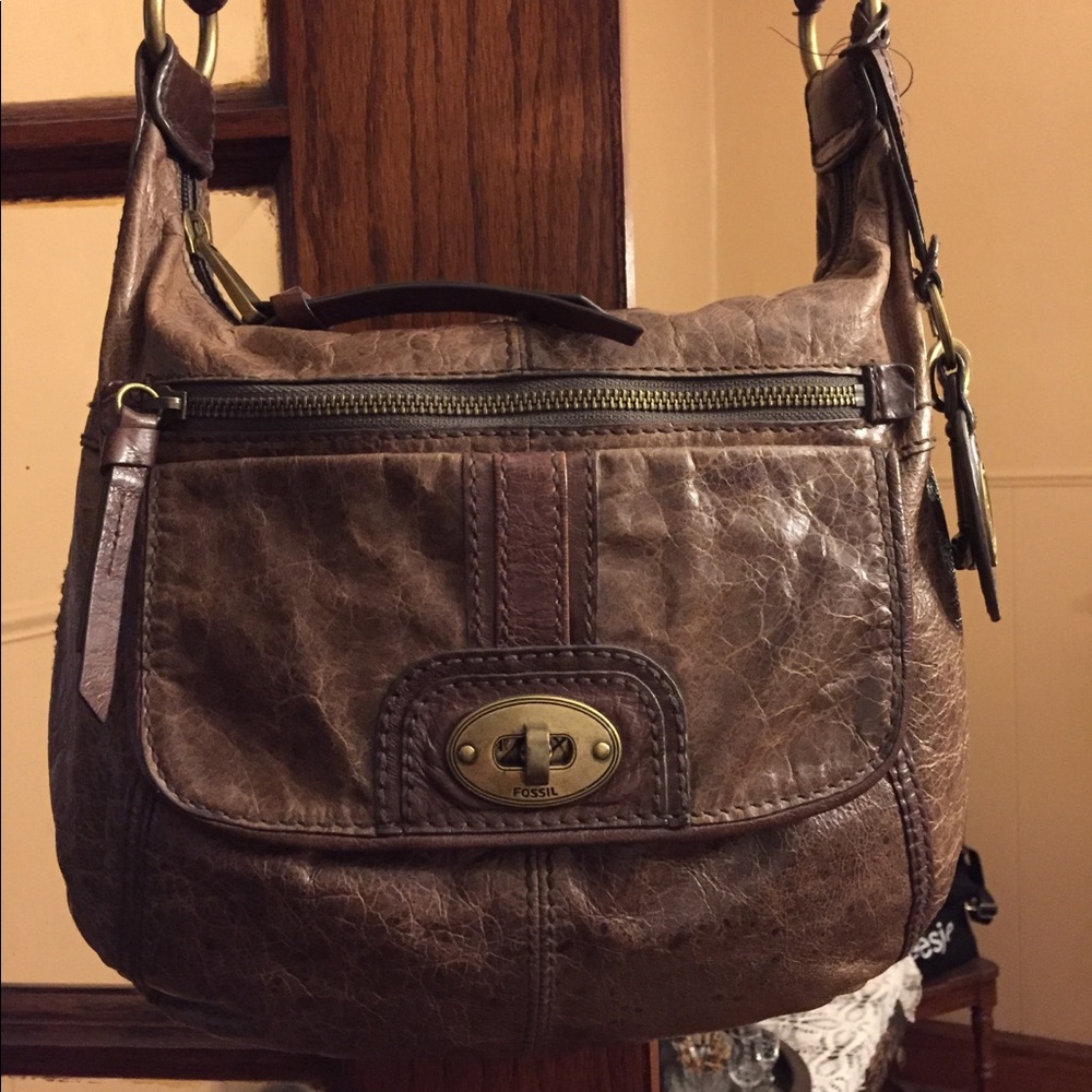 Fossil Crossbody In Distressed Glazed Leather